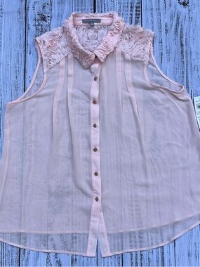 NY Collection Pale Pink Sleeveless Floral-Yoke Blouse